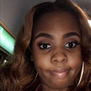 Meet your Posher, Paige